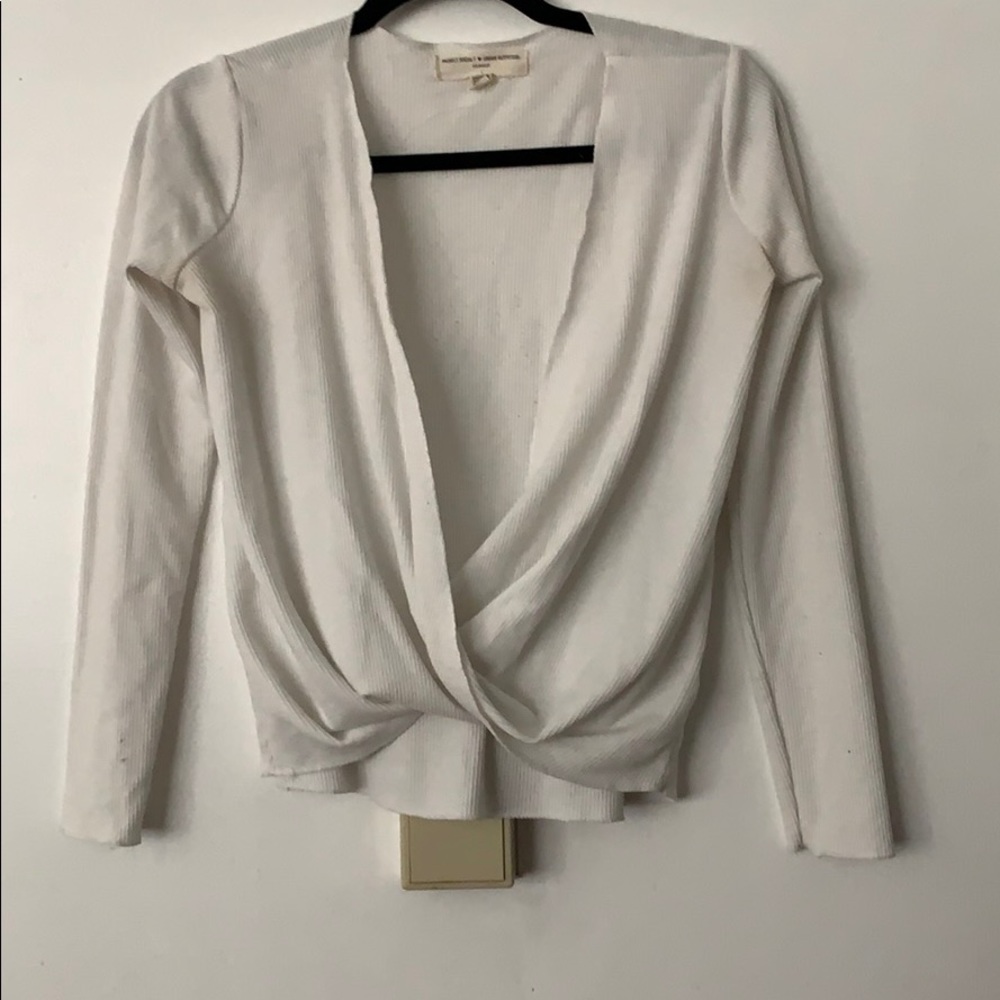 URBAN OUTFITTER TWIST/WRAP FRONT TOP